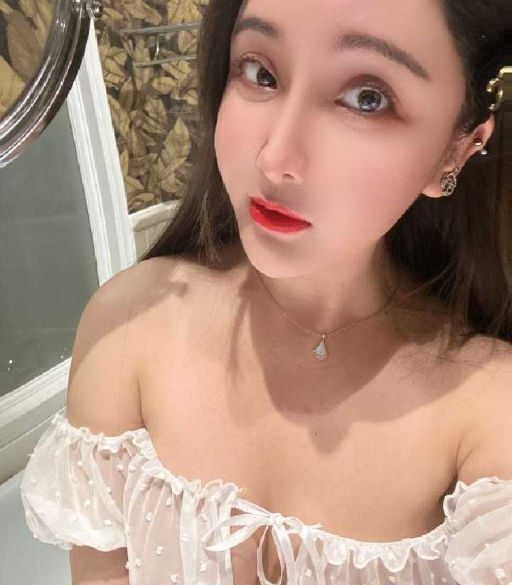 带水床的大胸姐姐