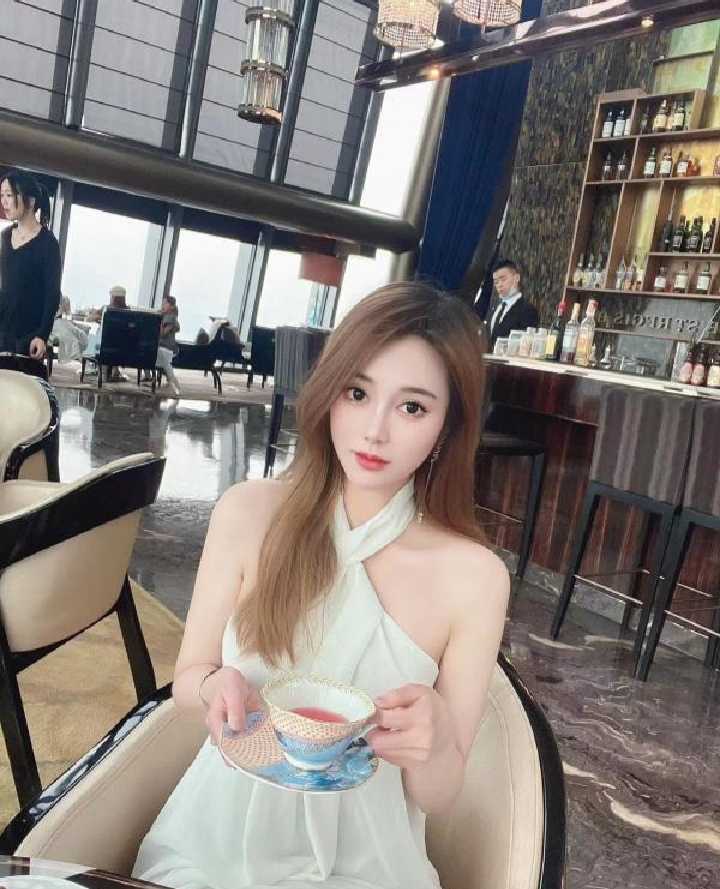 南山川妹子茜茜