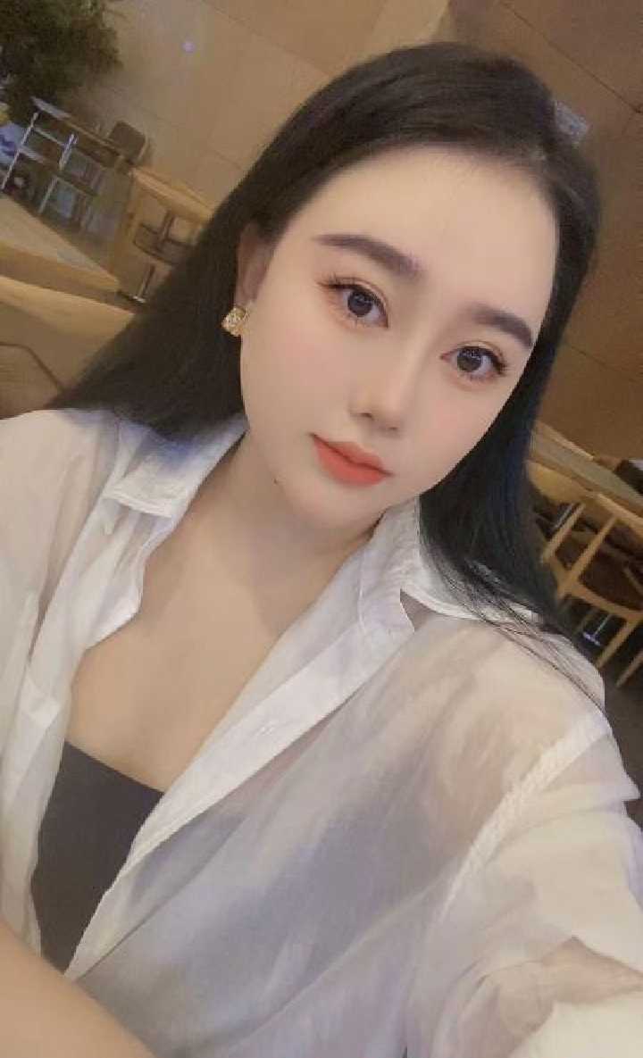 南山邻家美眉沛琪