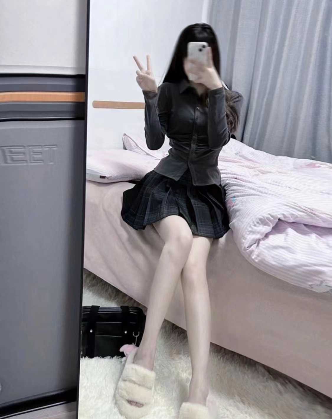 颜值超级棒的年轻妹子