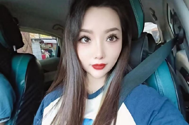 河东美妞小颖