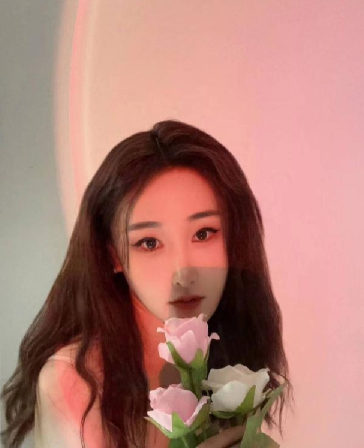 清纯甜美的兼职老师