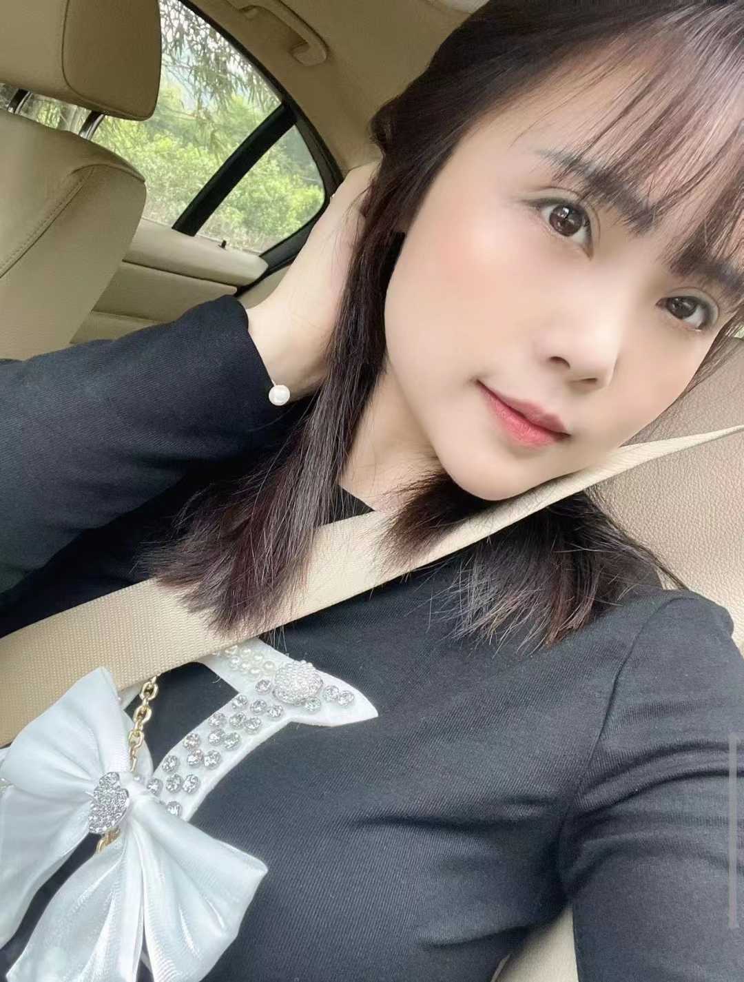 胸大服务好的妹子