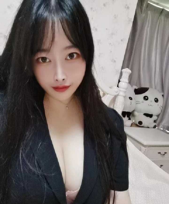 风Sao喷水湿湿老师