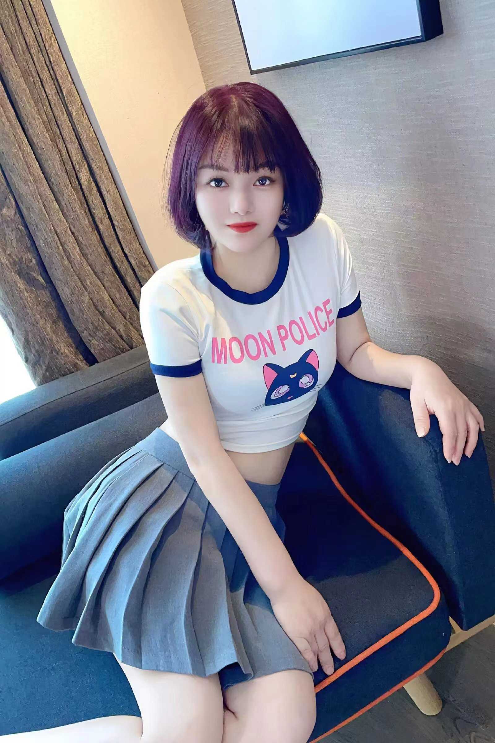 水多丰满的妹子