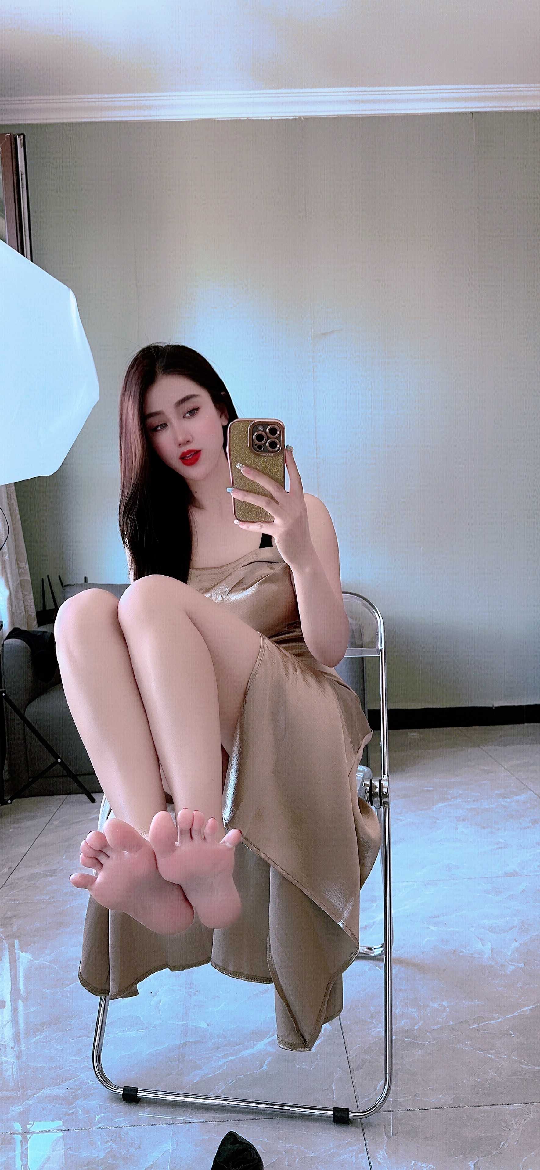 身材很棒有颜值的御姐