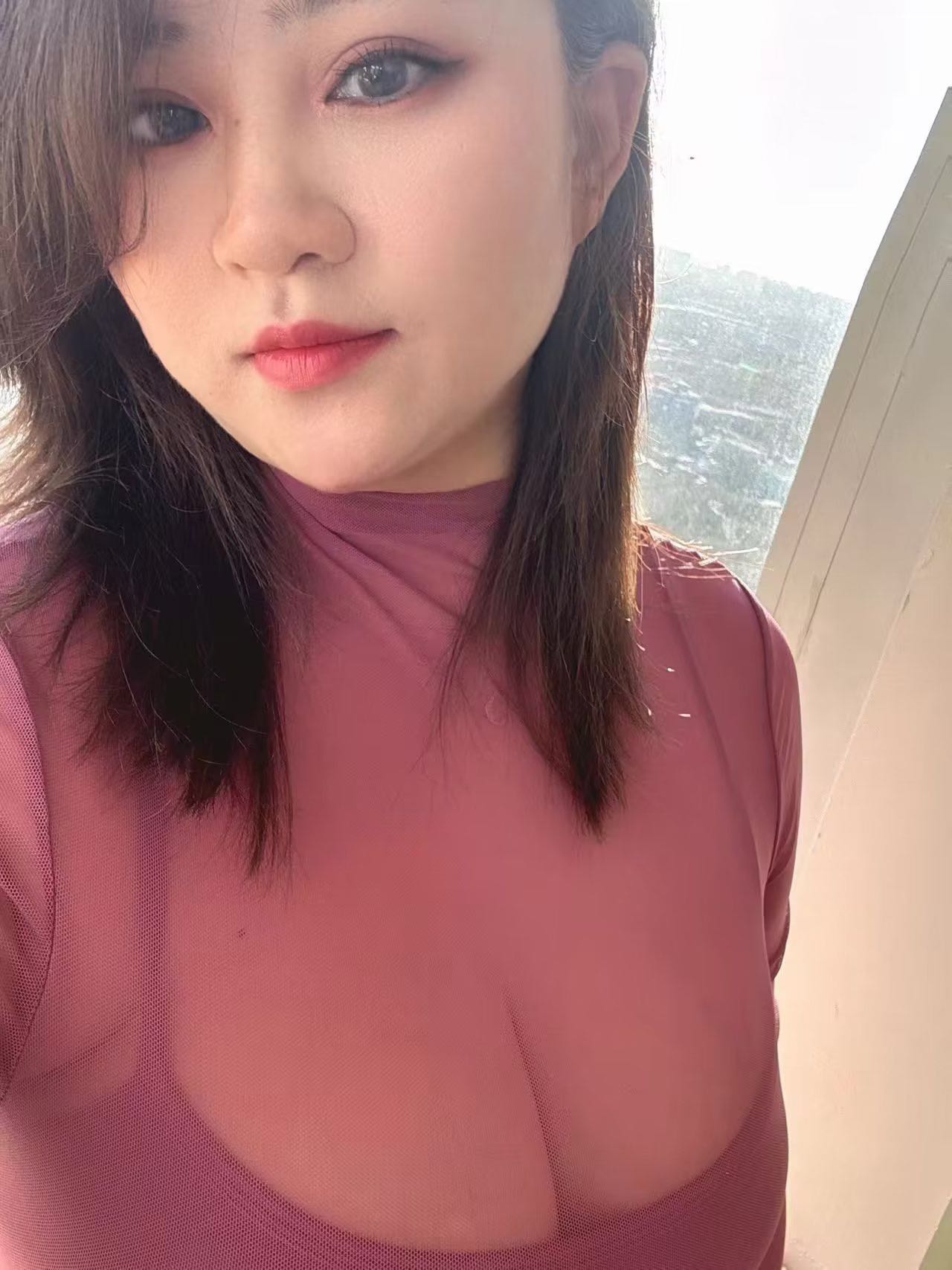 大熊内蒙美女，脾气性格好