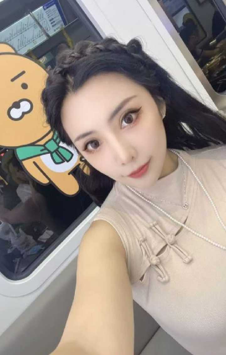 铁西水润少妇桃子