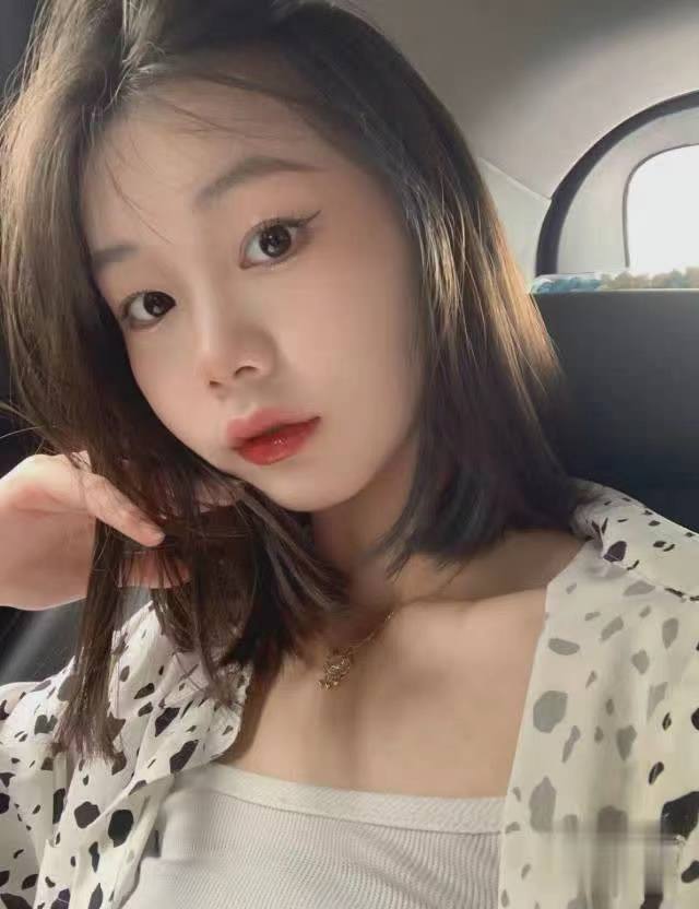 在床上很Sao的妹子