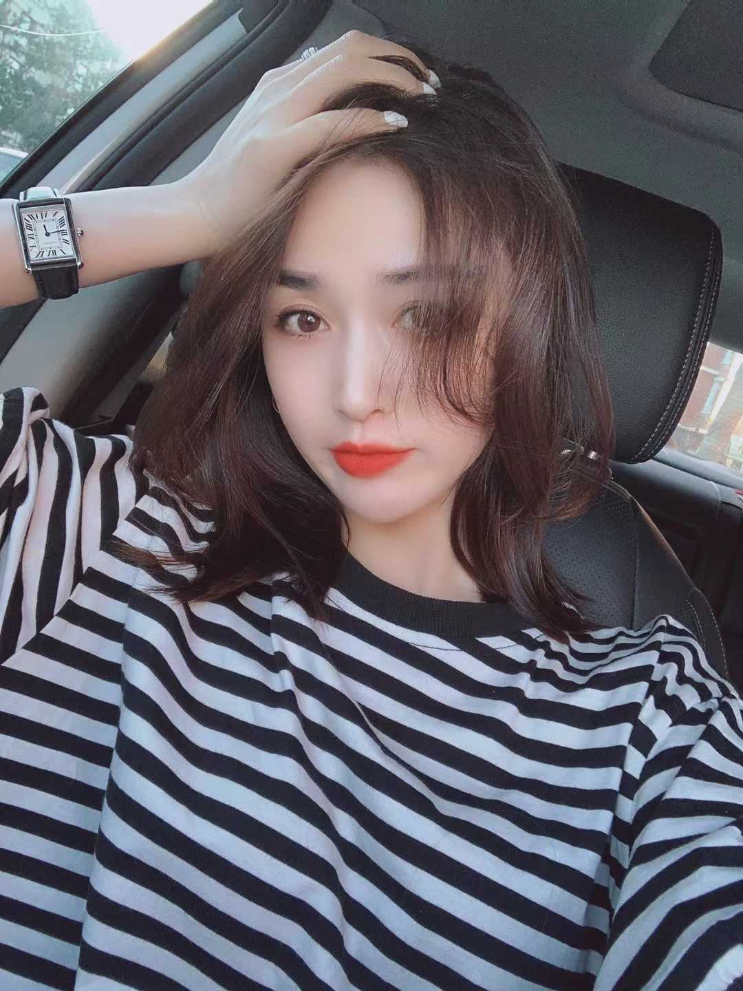 超级棒有颜值身材妹子