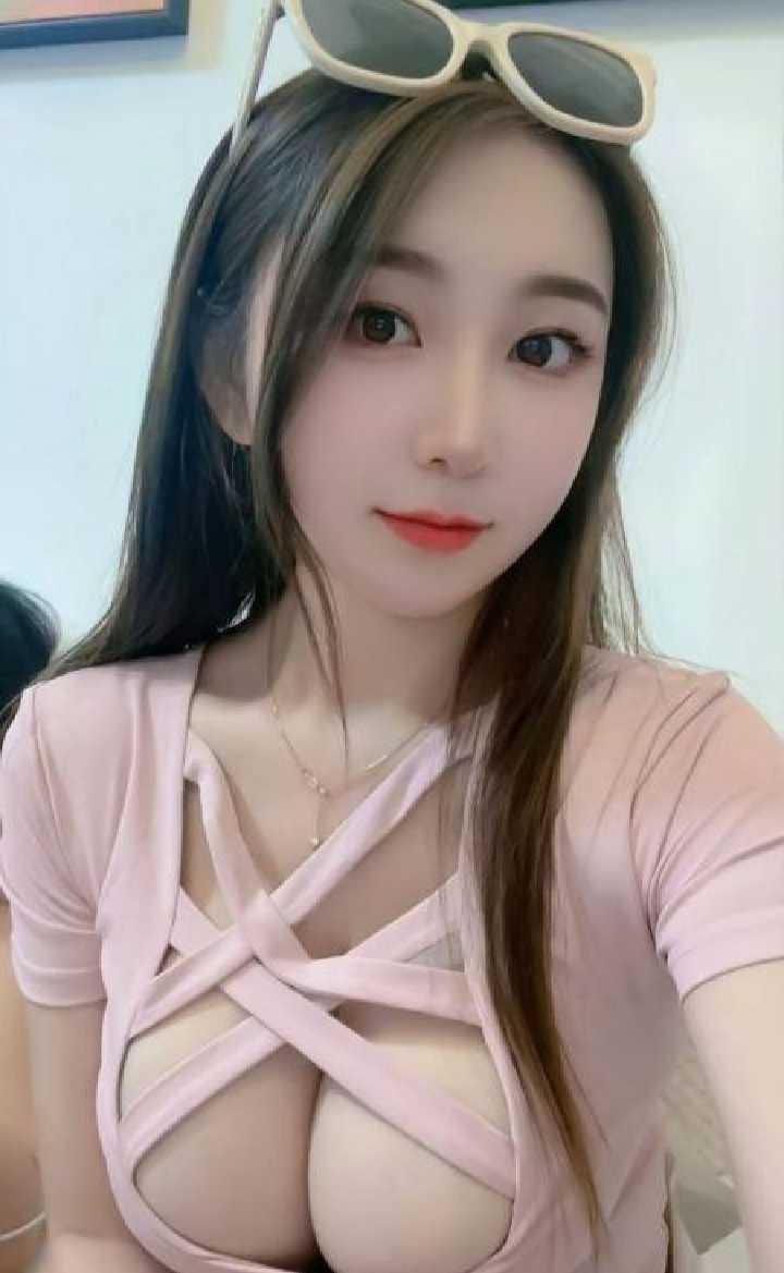 性感身材小女友