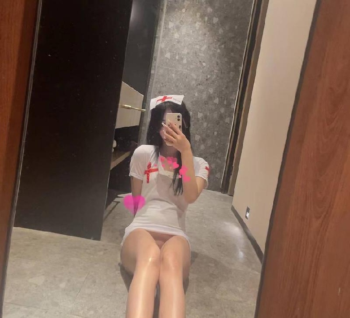 上梅林童颜巨乳