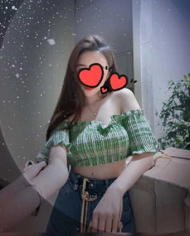 兼职性感妖娆小美女