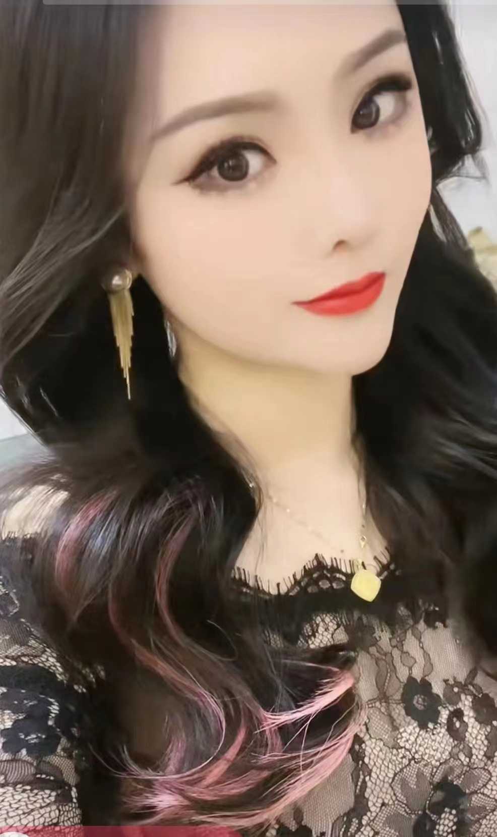 还不错的小姐姐一位