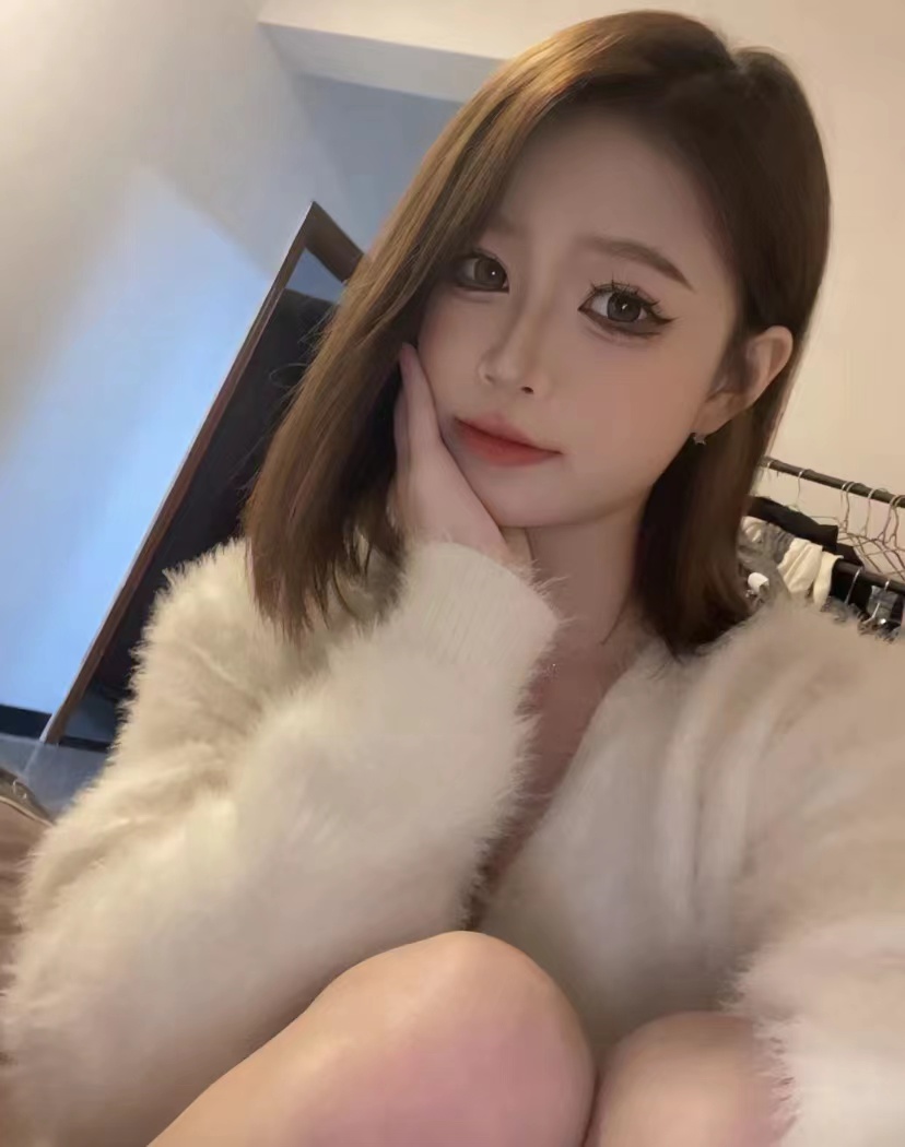 颜值很高人很有女友感