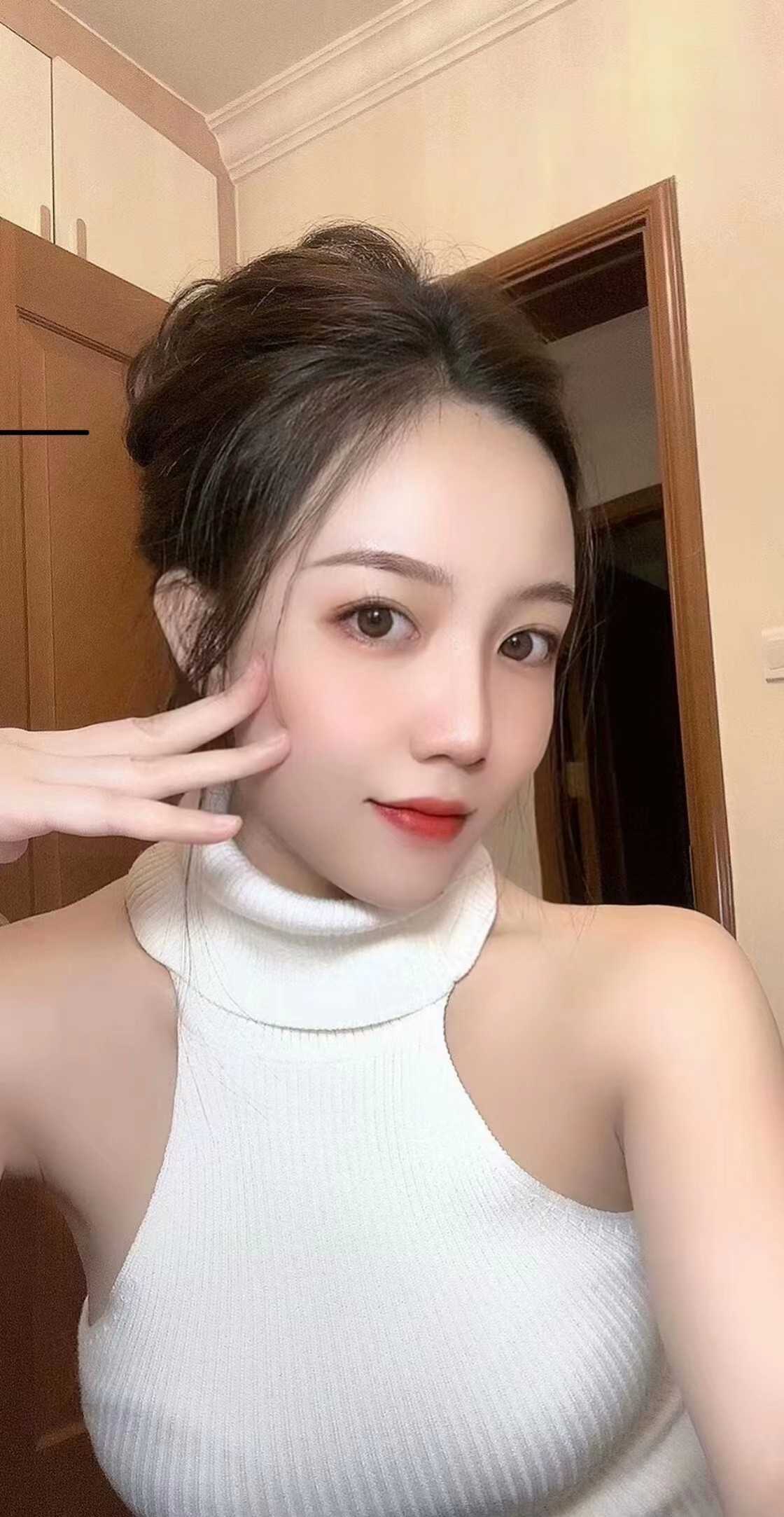 很Sao很放得开的伊伊