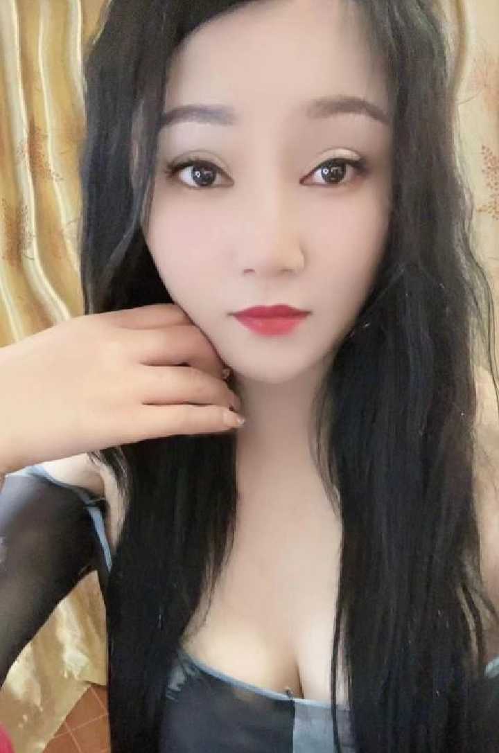 龙华颜值服务型乐乐