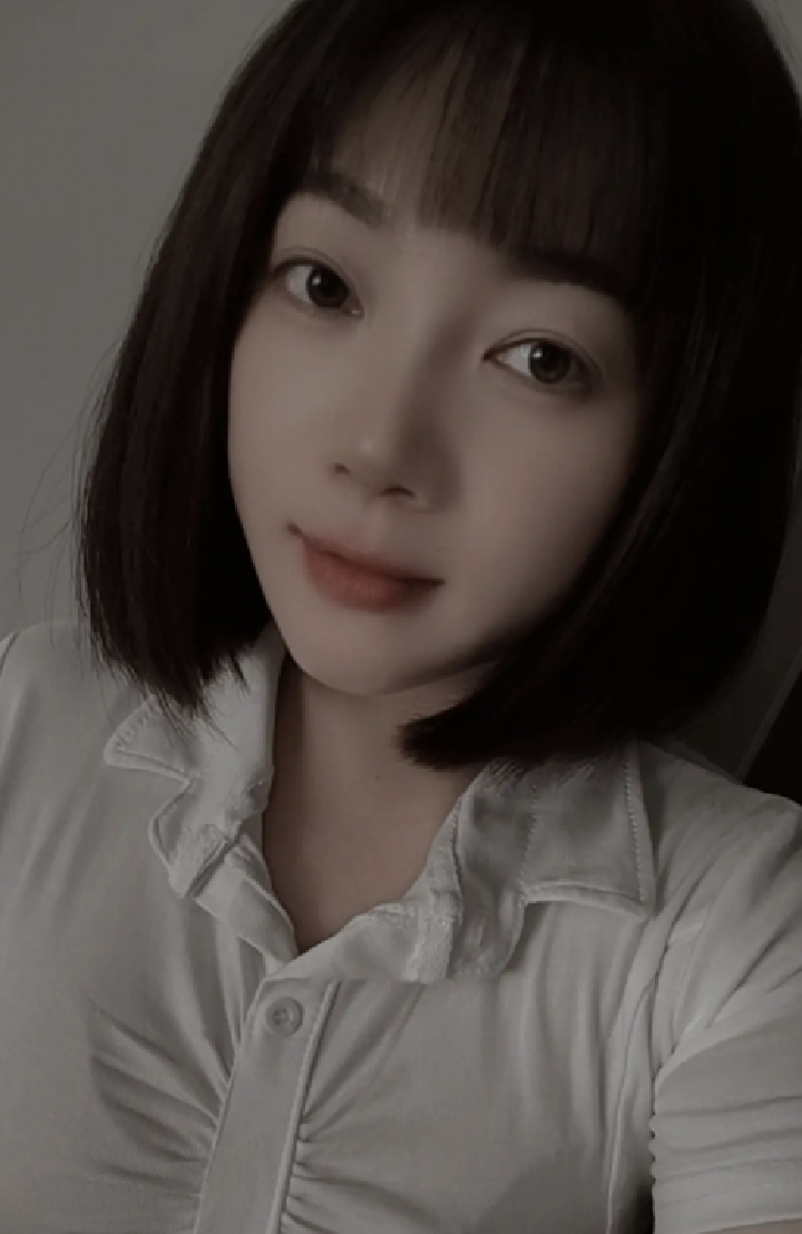 长腿丝袜小美女