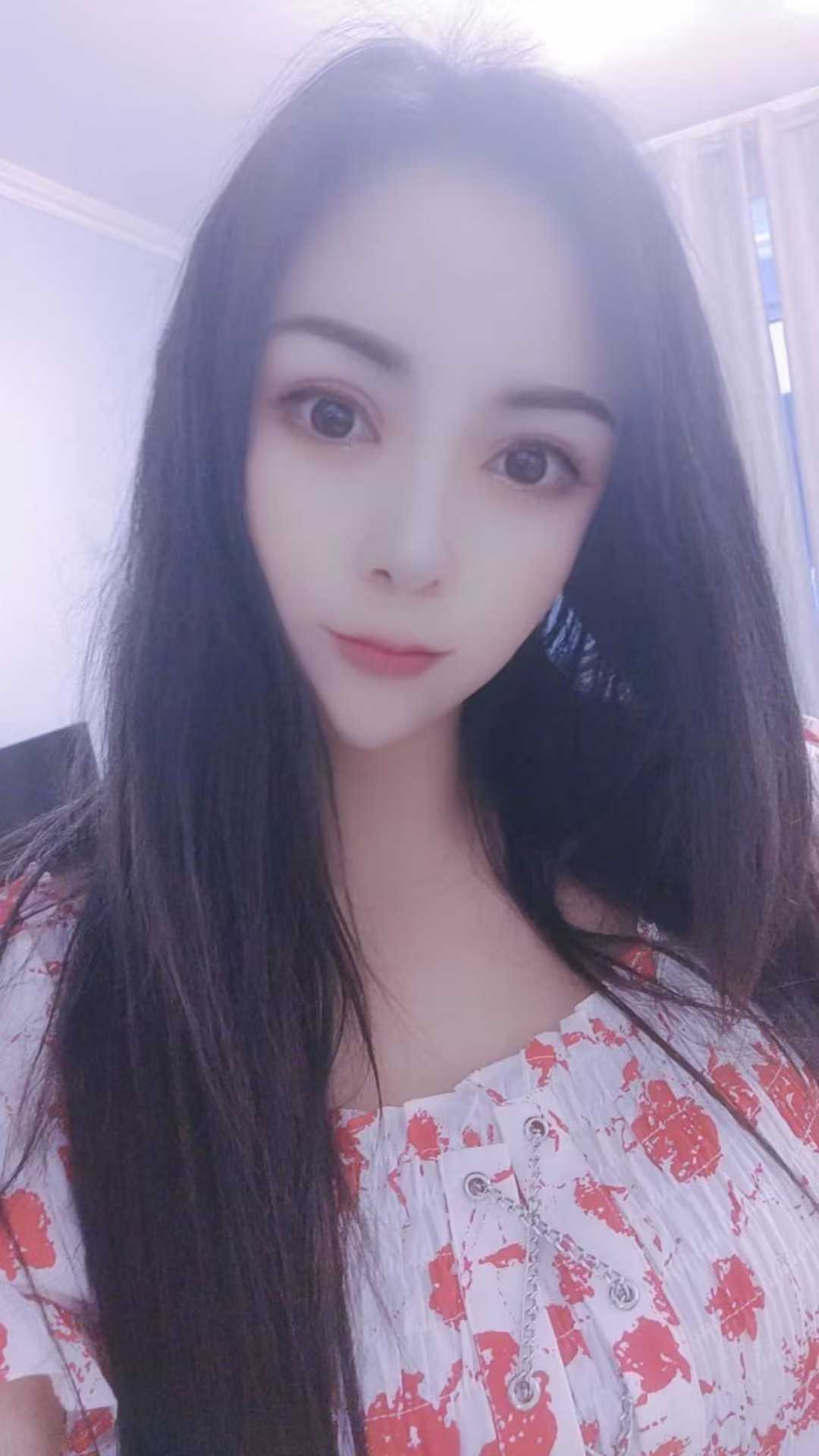 金凤区新疆妹子小雨