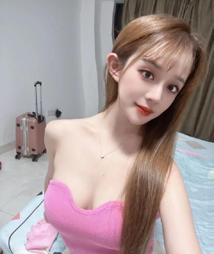 天河性感Sao妞妍妍