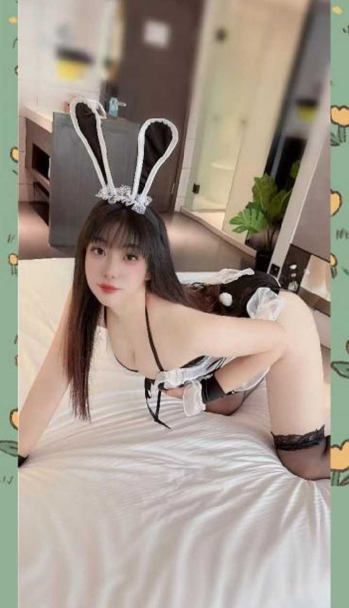 粉嫩服务系浅月小美妞