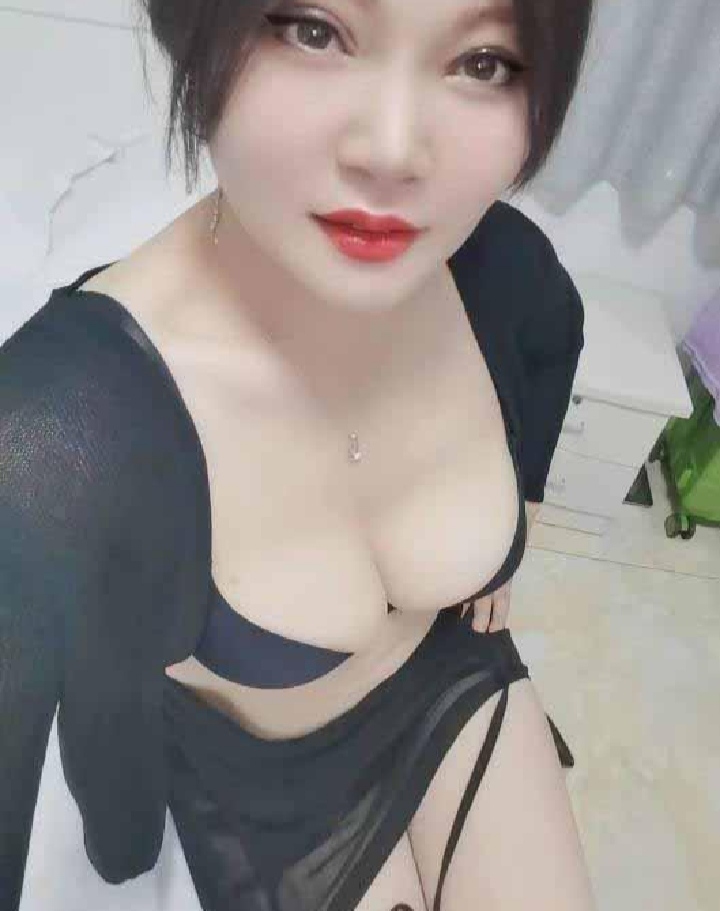 风Sao单身小少妇