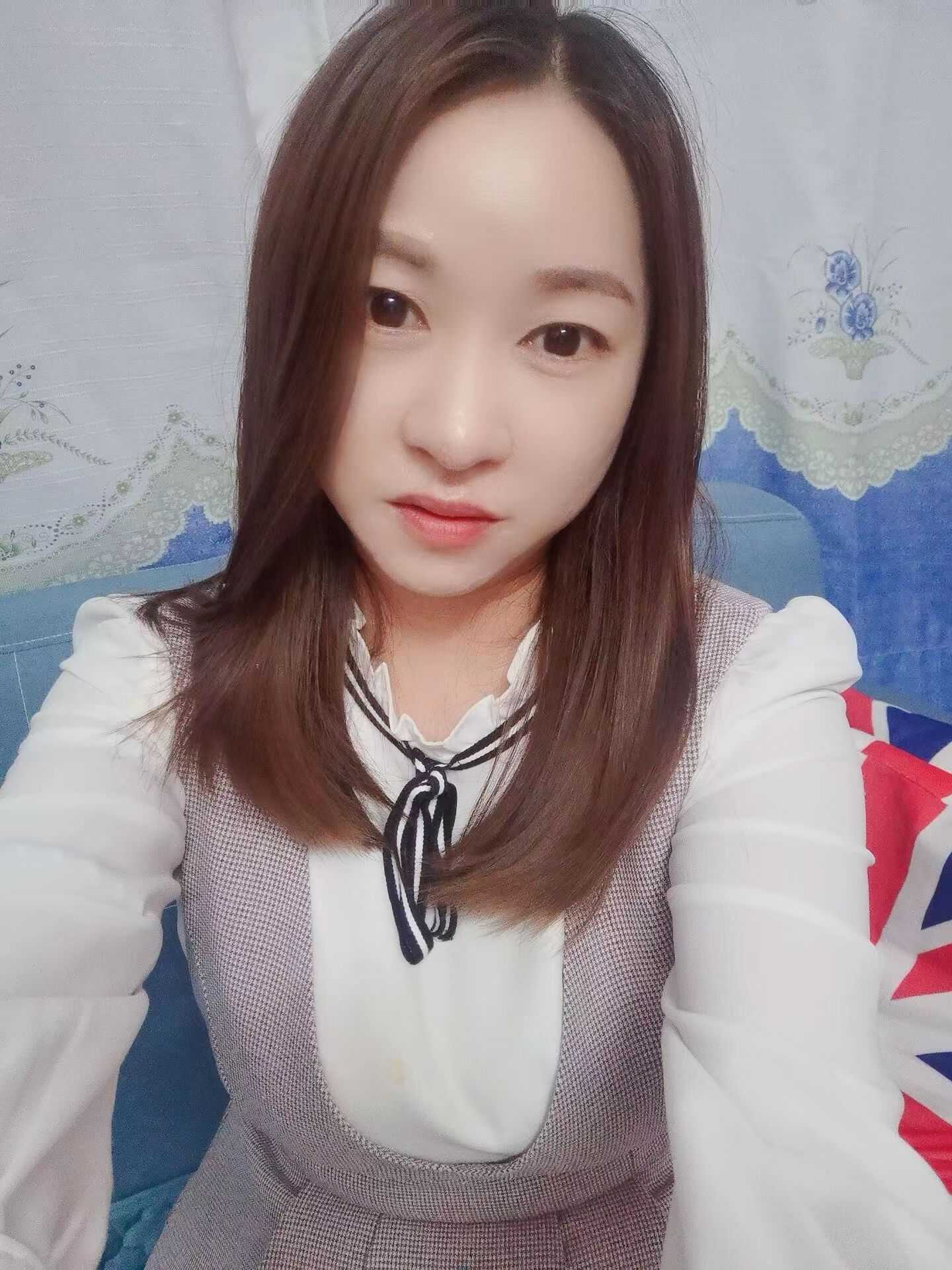 抓龙筋很不错的妹子