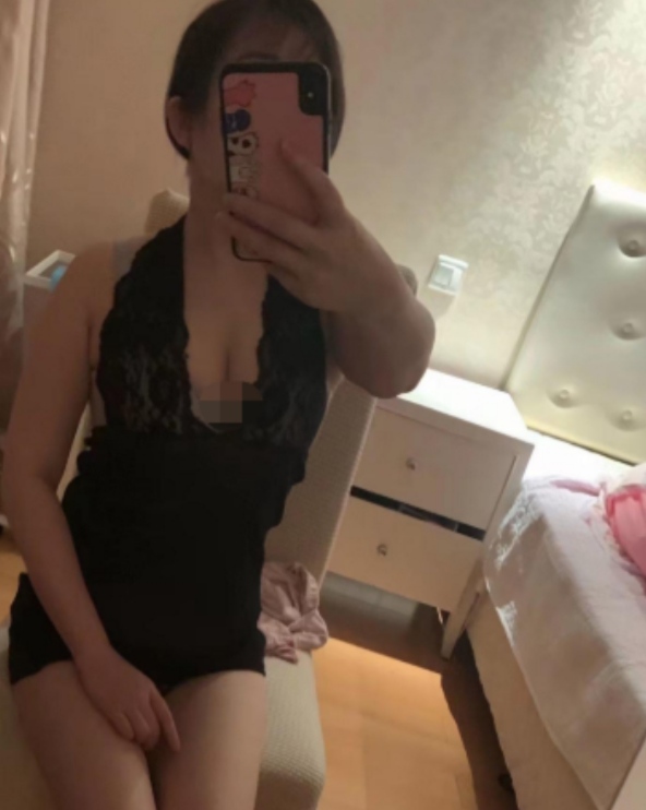 绿园性感火辣小姐姐