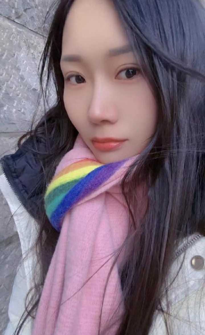 三长街长腿苗苗