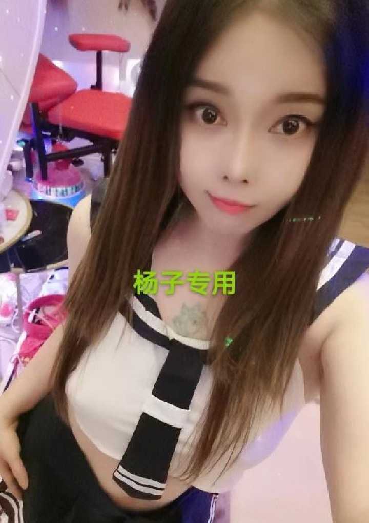 石岩性感小萝莉