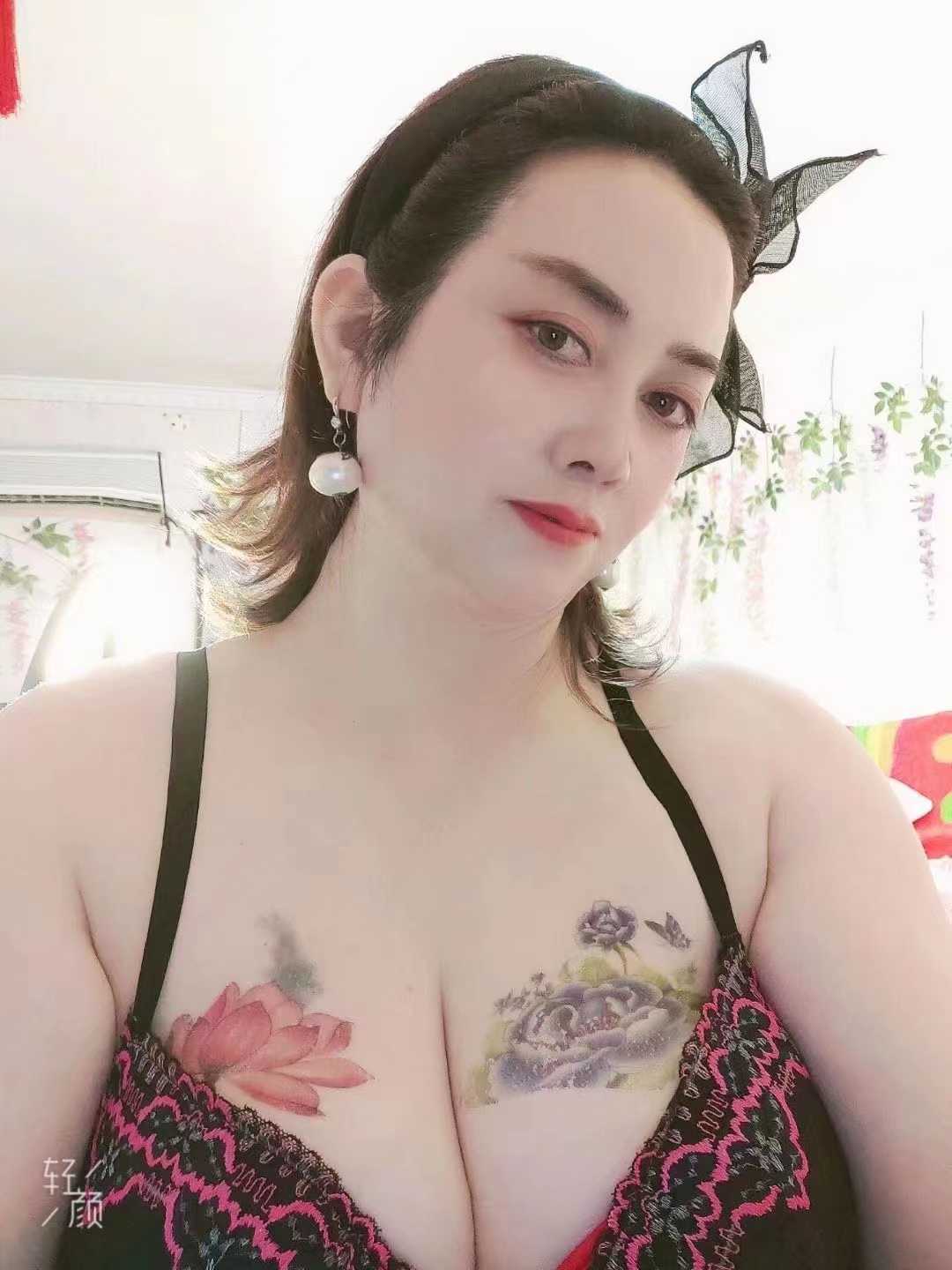 活好不粘人的少妇