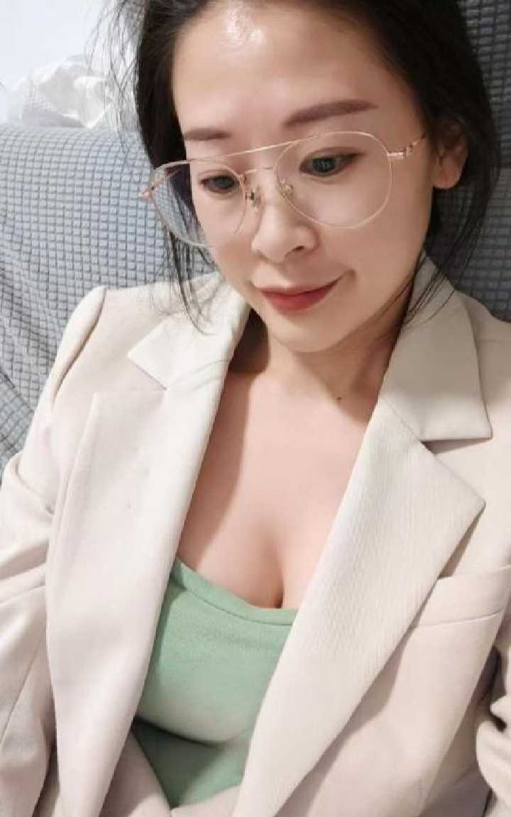 雨花台区服务系小丹妮