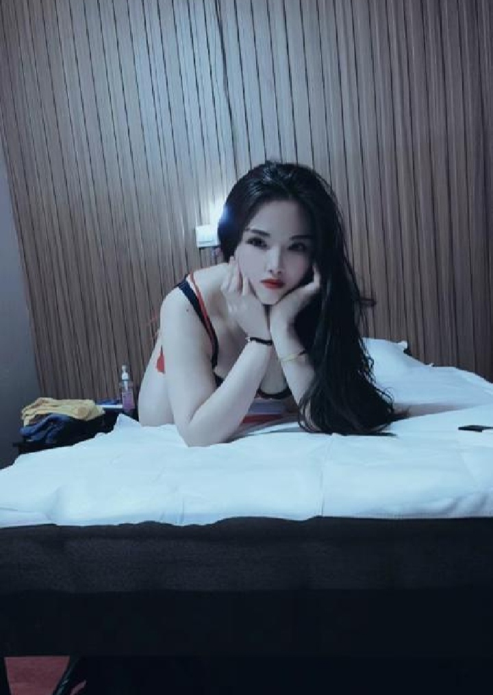 欲望少妇性感玲玲