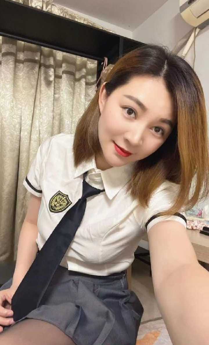 制服尤物模特身材乐儿