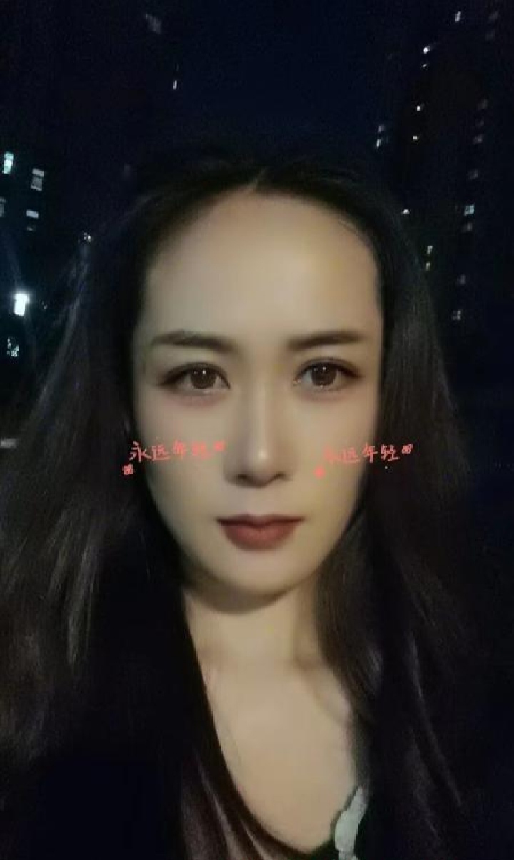 栖霞丰满白嫩少妇花花