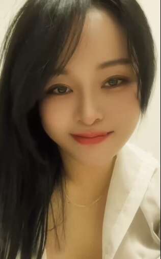 气质与容貌并存