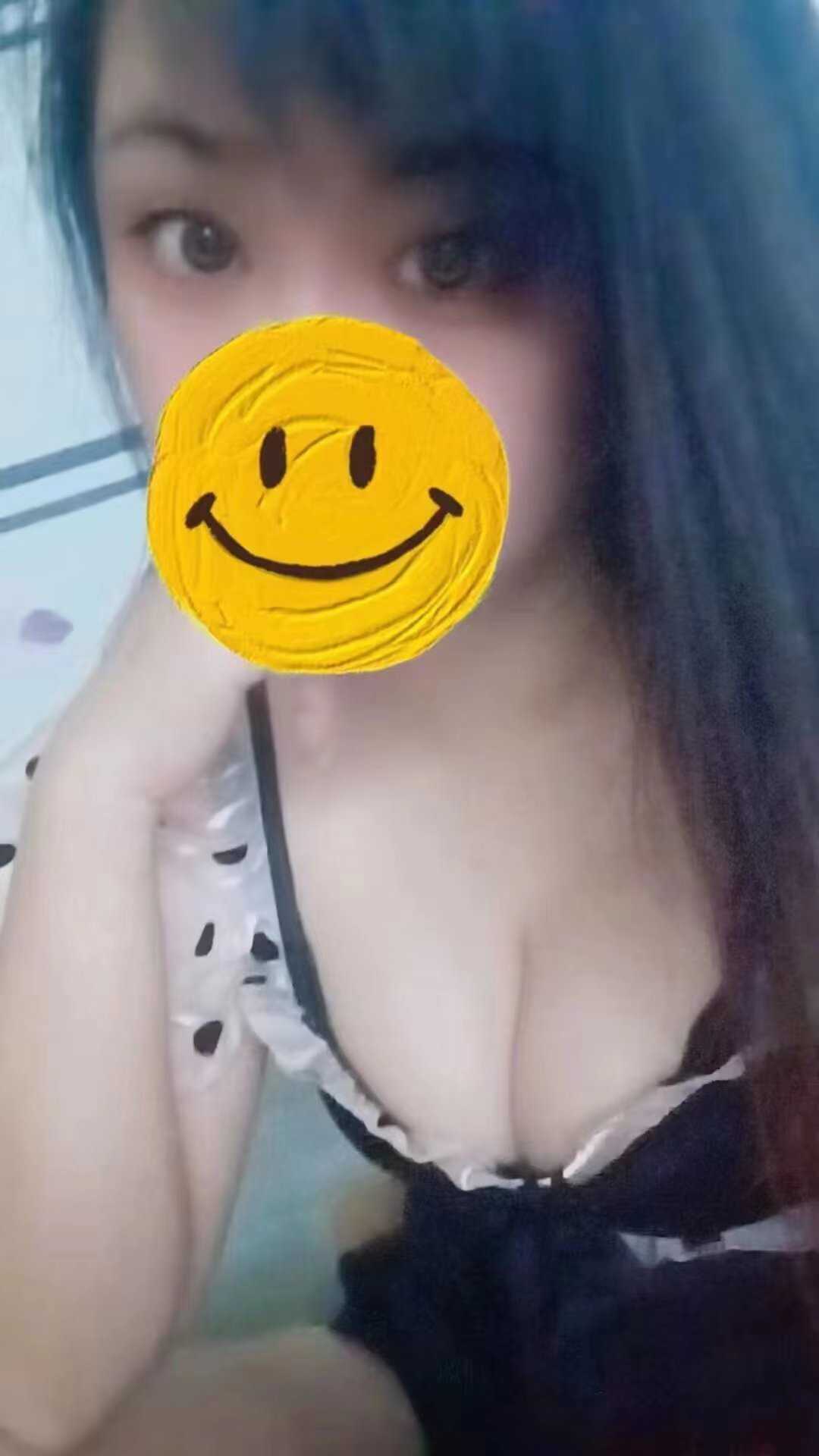 值得试试的小姐姐