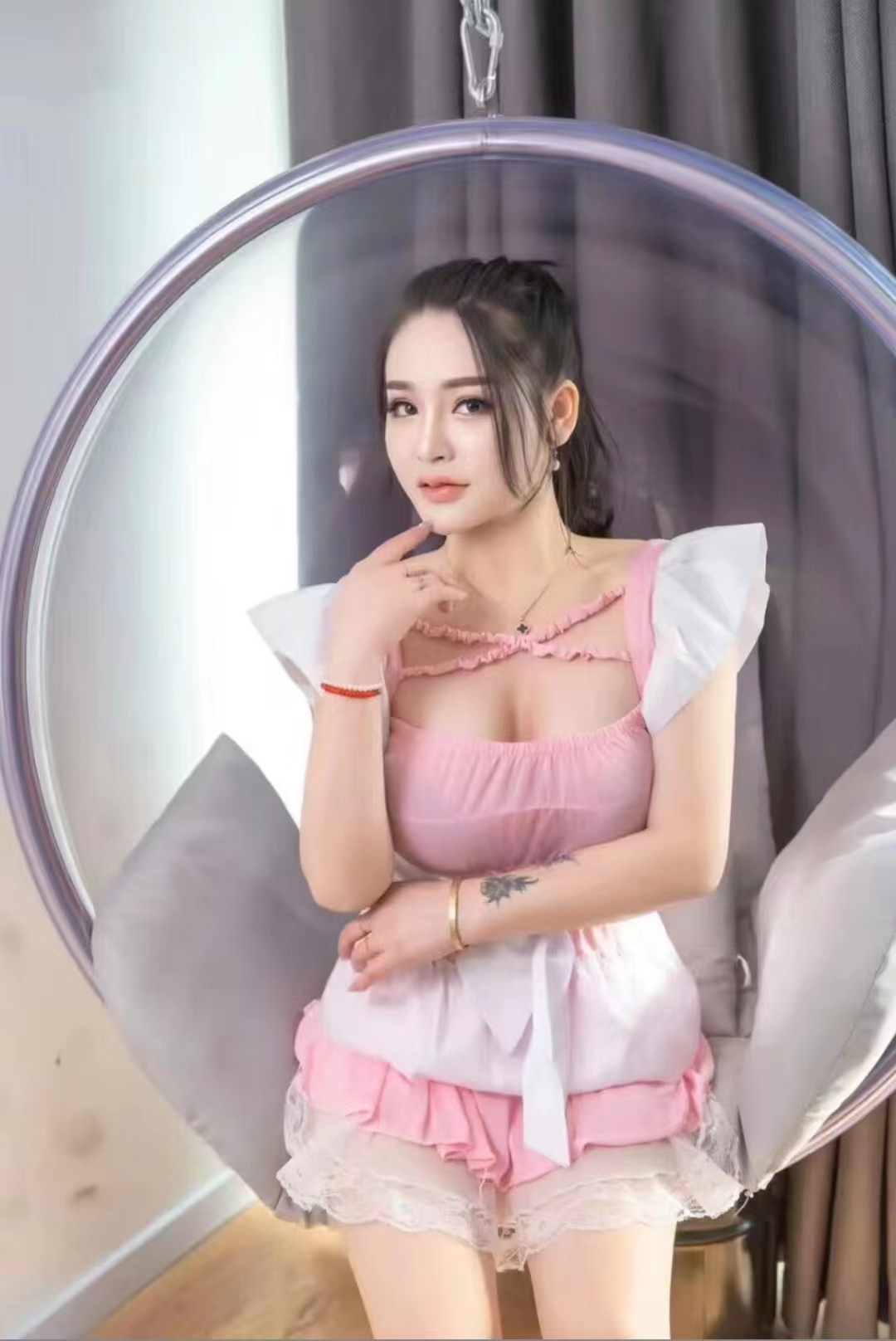 Sao女一枚情趣内衣多多