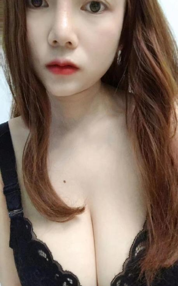 江宁大胸翘臀川妹子