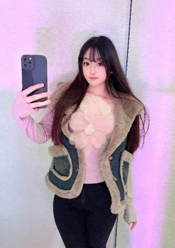 身材颜值超级棒的妹子