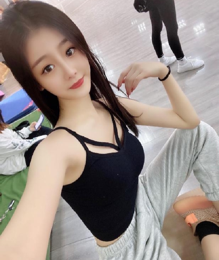 顶流服务粉嫩草莓妹妹