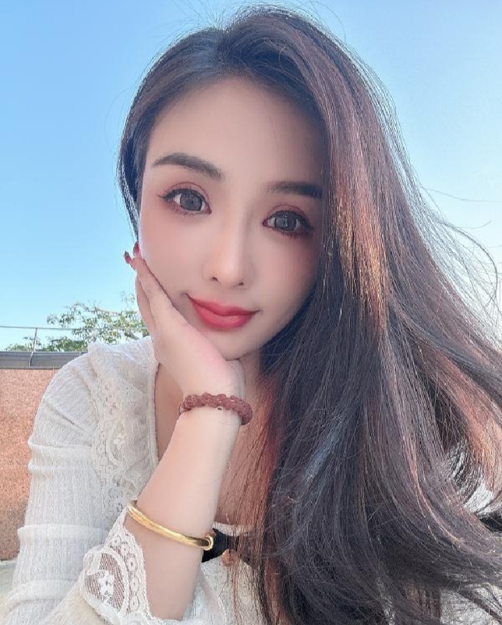 惠城区江北丰盈尤物