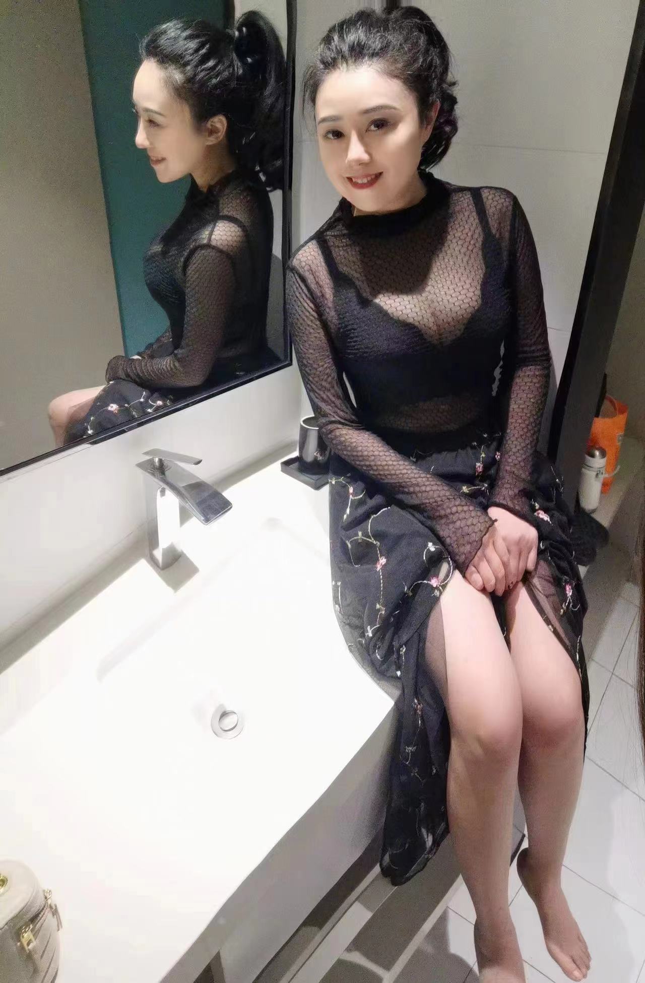 固戍丰满熟女型