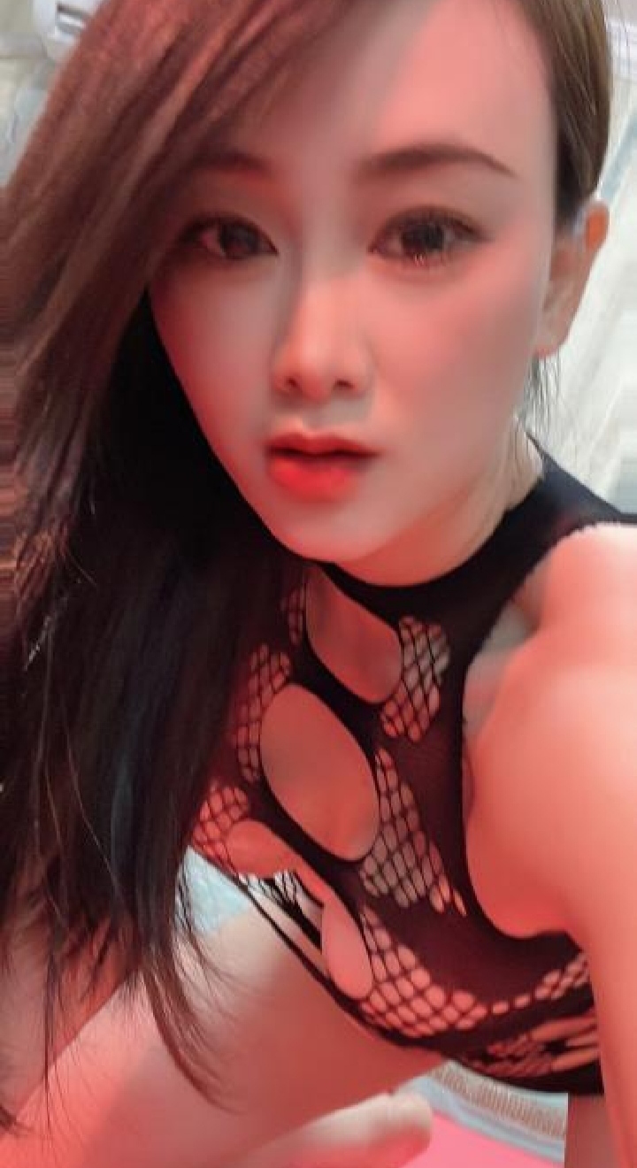 上城丝袜美腿媚惑小樱桃