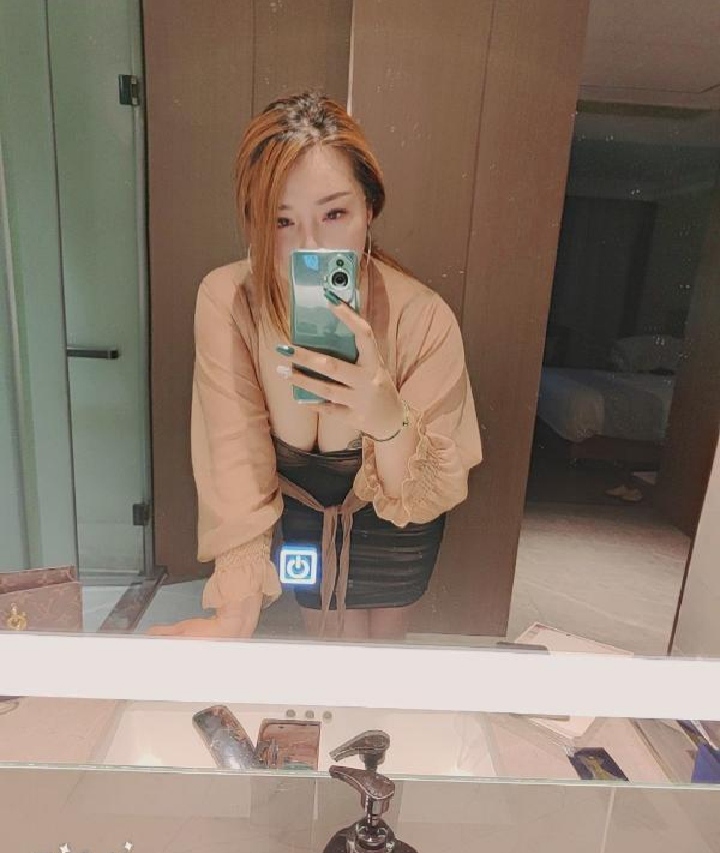 武汉大奶服务系妞妞