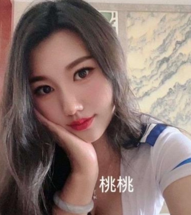 虎丘诱人大美妞小桃桃