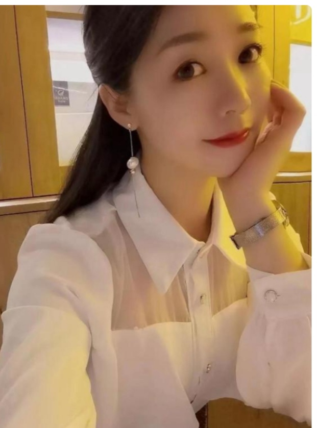 西湖区气质妩媚御姐妮妮