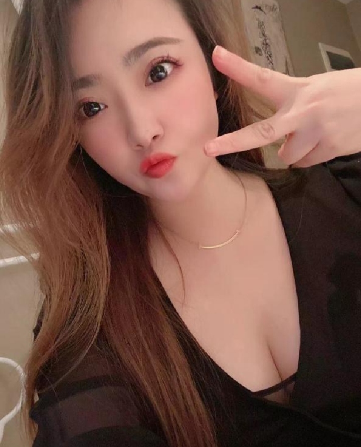 常府街大奶少妇小薇