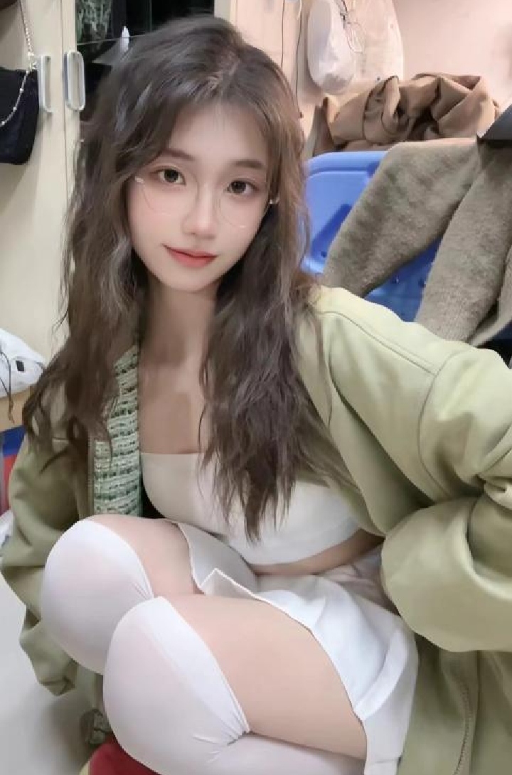 闵行00后粉嫩小倩