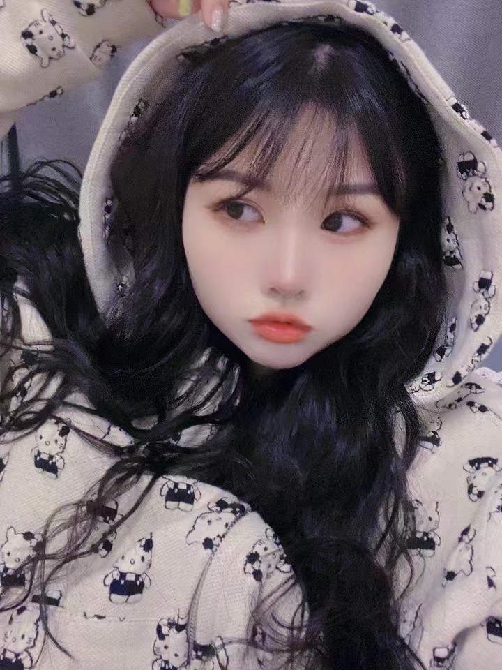 00后年轻妹子真的很棒